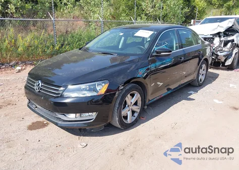 2015 Volkswagen Passat S from USA, damaged, VIN 1VWAS7A37FC079638